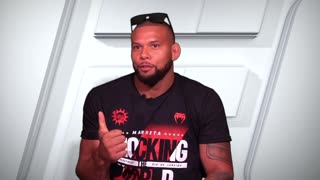 Тиаго Сантос желает доброго утра фанатам UFC из России